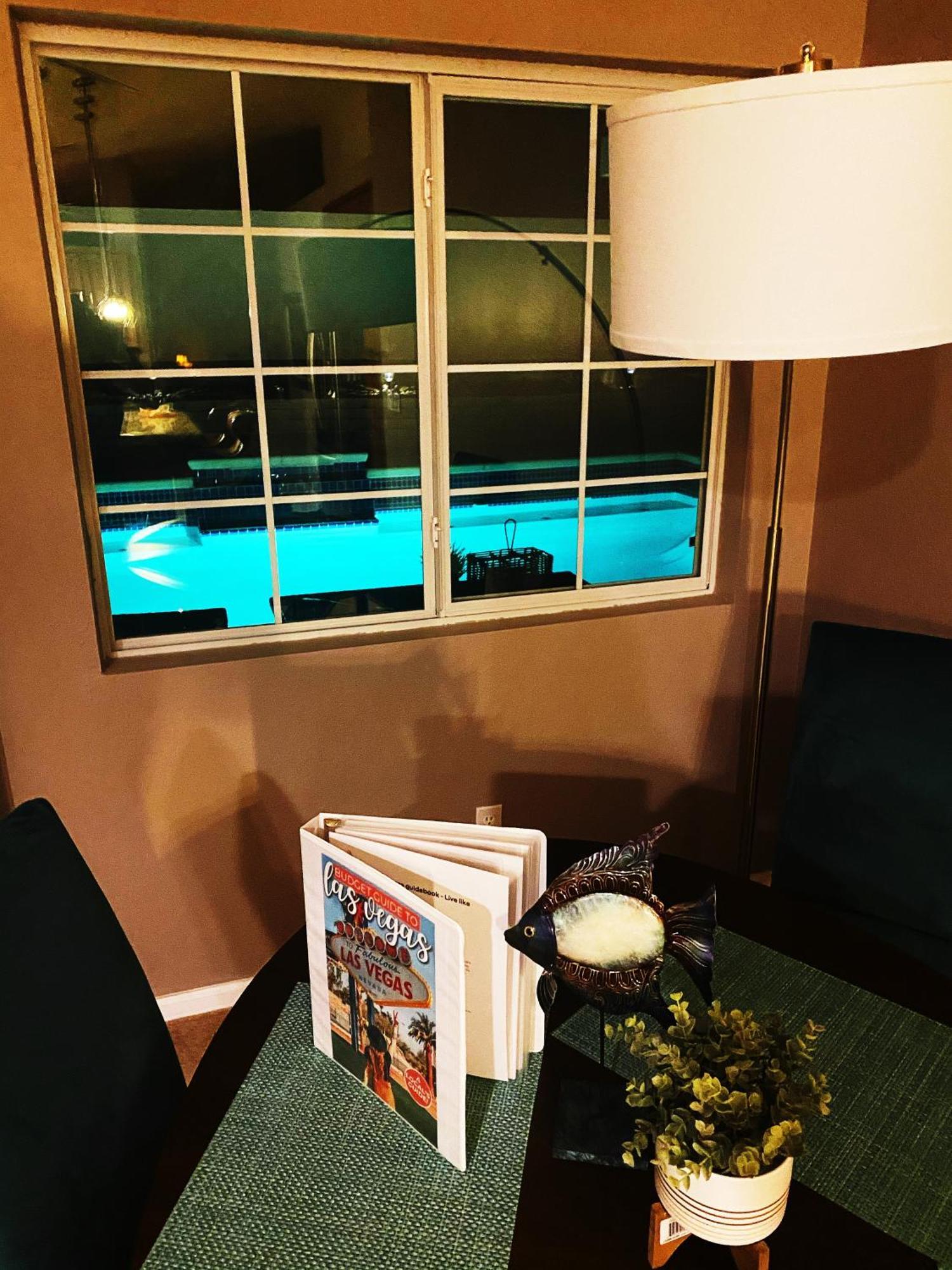 라스베이거스 Amazing Heated Pool And Private Hot Tub 3Br In Heart Of Lv 빌라 외부 사진