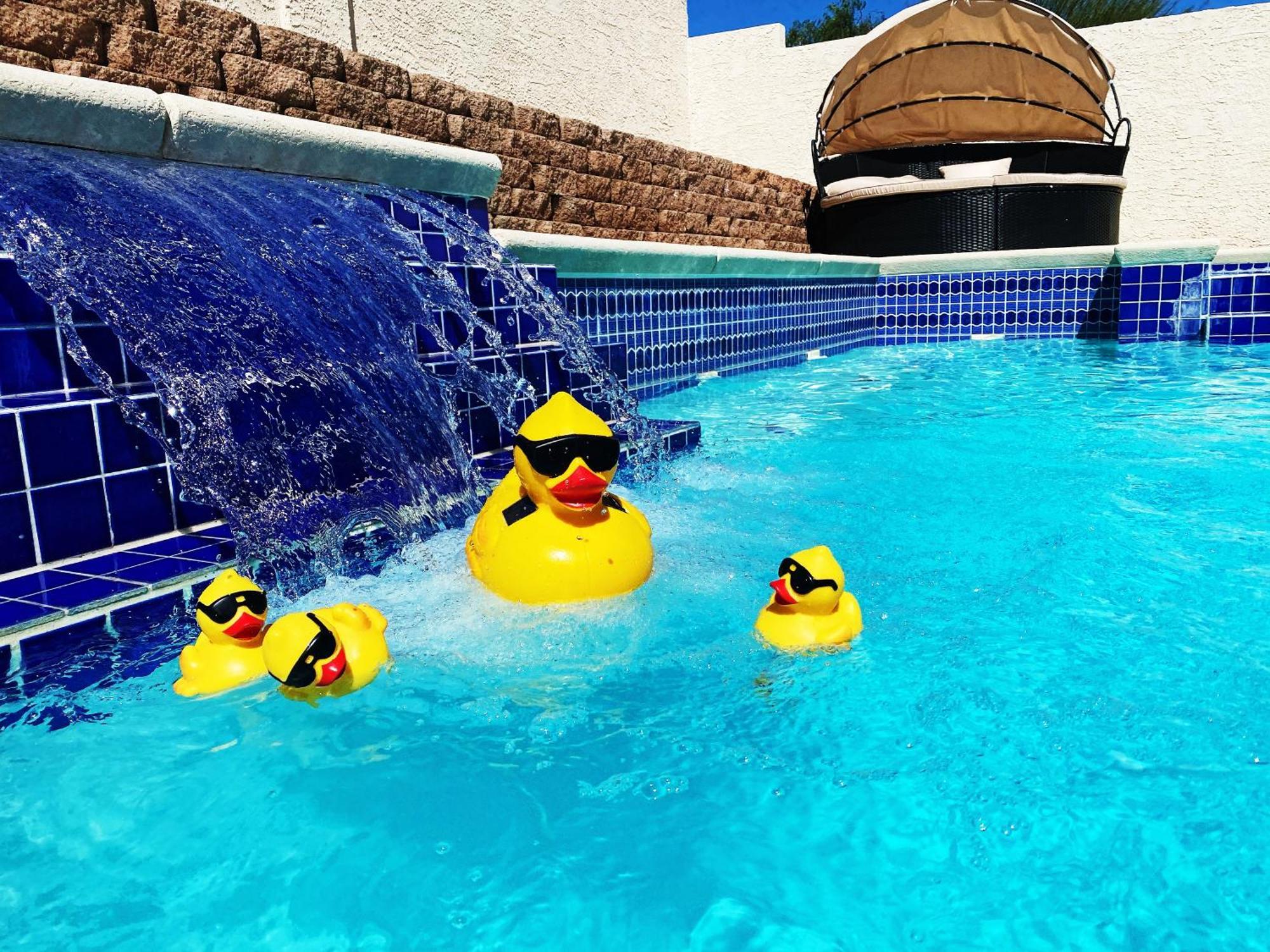 라스베이거스 Amazing Heated Pool And Private Hot Tub 3Br In Heart Of Lv 빌라 외부 사진