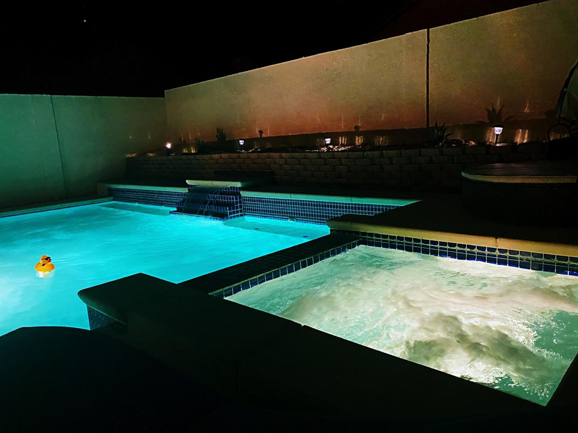 라스베이거스 Amazing Heated Pool And Private Hot Tub 3Br In Heart Of Lv 빌라 외부 사진